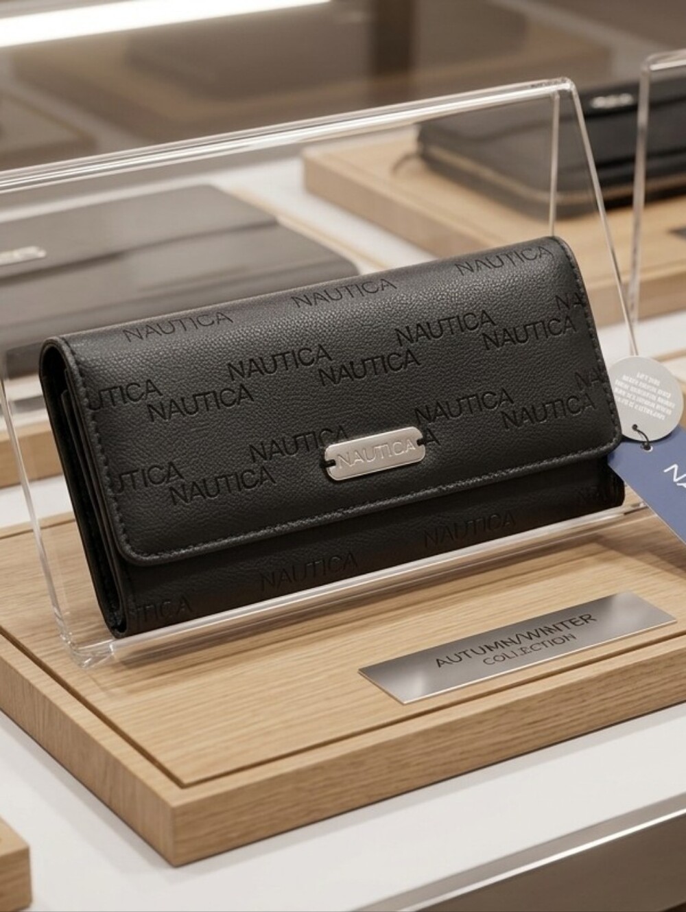 Nautica Black Embossed Leather Trifold Card & Key Organizer